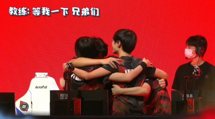 面对太空人 面对太空人